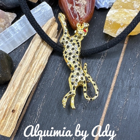 LUXURY GOLD PANTHER BROOCH STATEMENT PENDANT NECKLACE - Picture 2 of 5